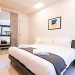 2 Bedroom Flat, Prime Location, Center Apartment