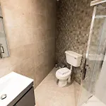 2 Bedroom Flat, Prime Location, Center Apartment