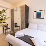 2 Bedroom Flat, Prime Location, Center *